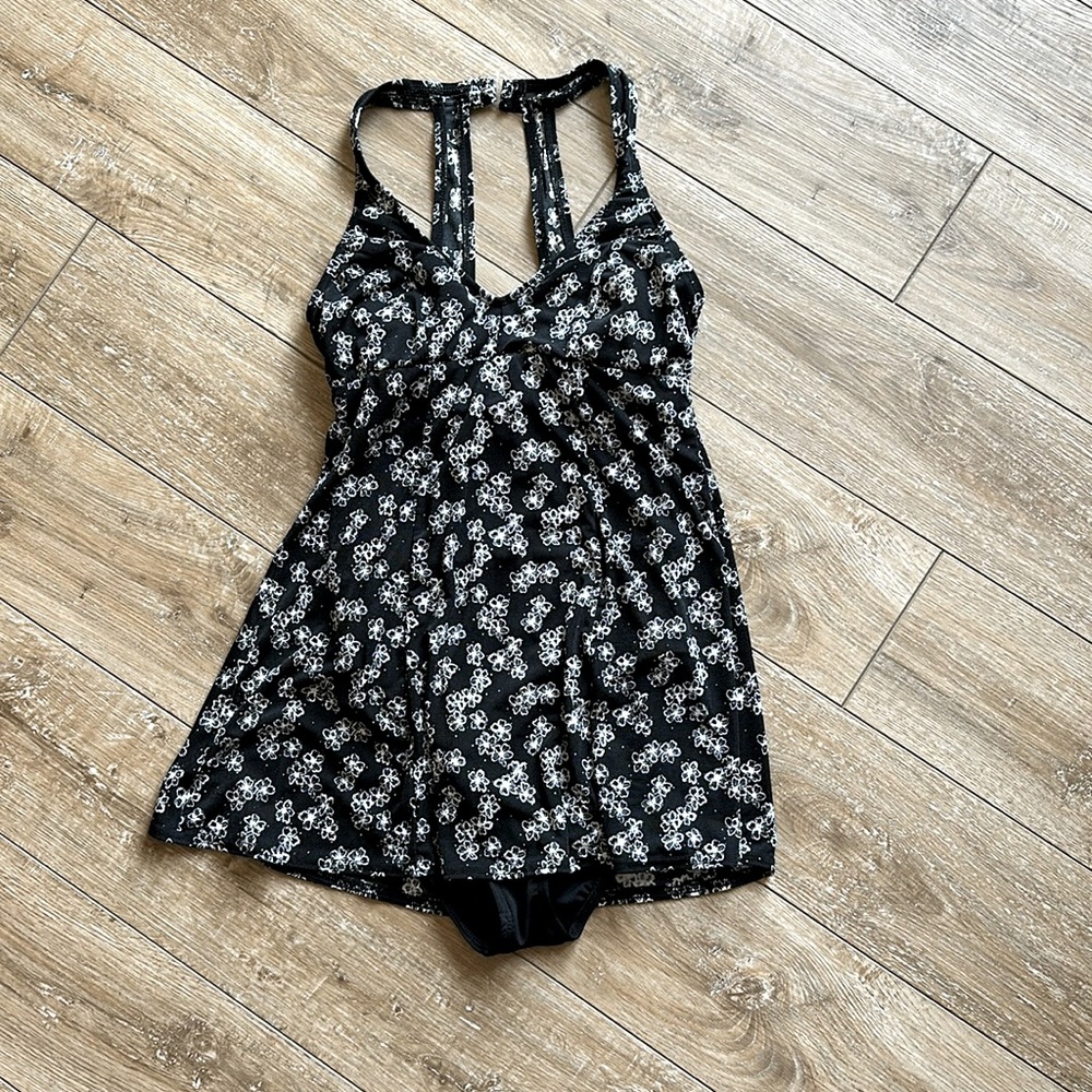 White Stag Black and White One Piece Swim Dress Size Medium